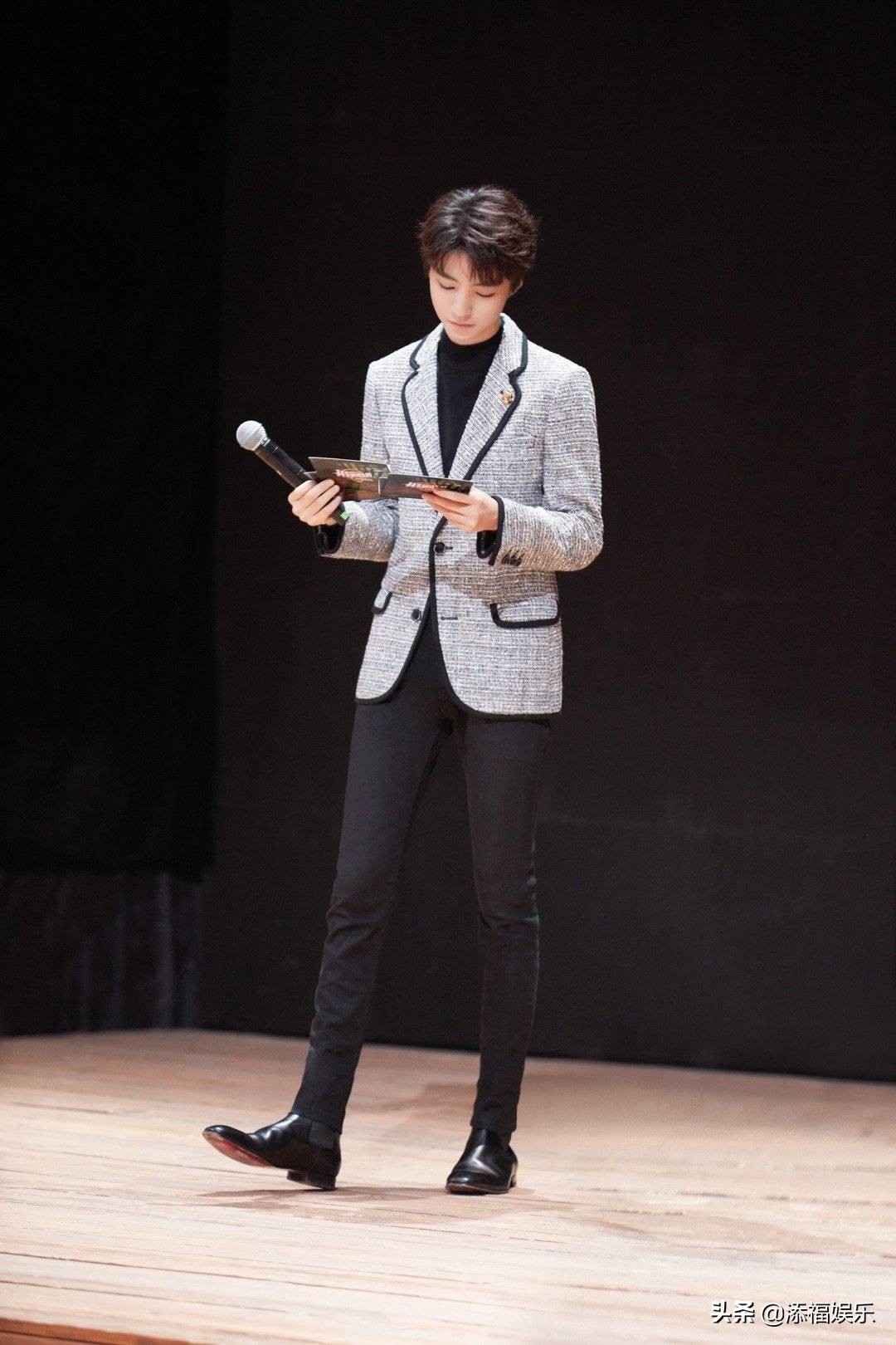 被谢霆锋质疑长高了，王俊凯承认：我穿了增高