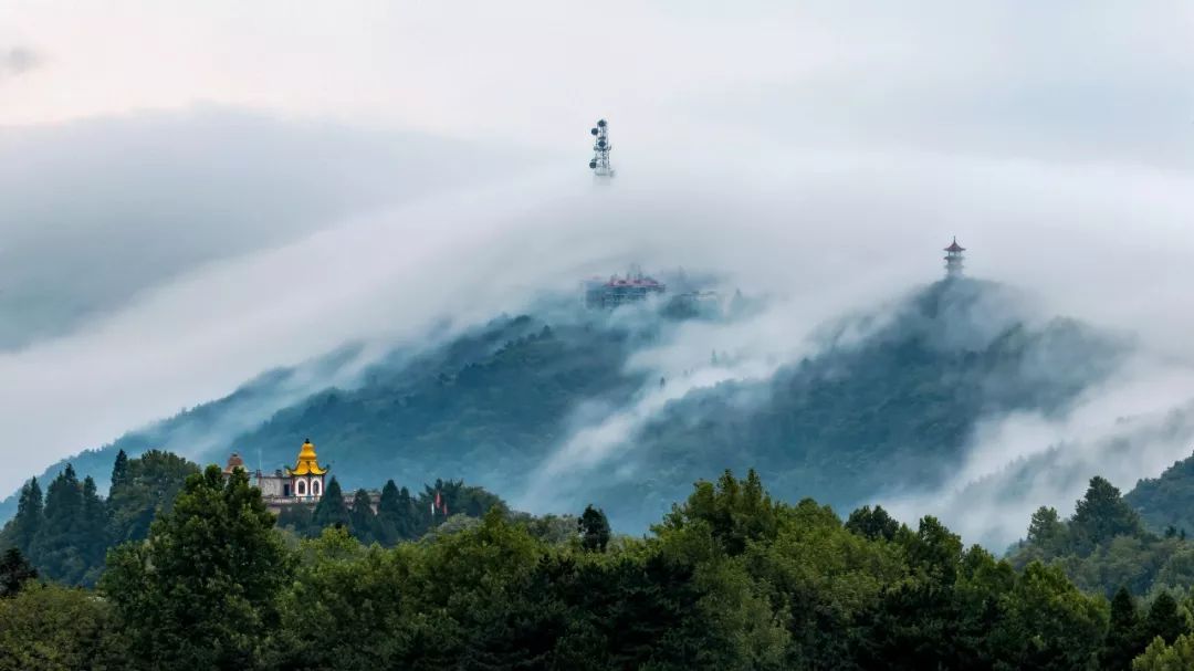 《你好，李煥英》雞公山景區(qū)對所有女神免門票啦