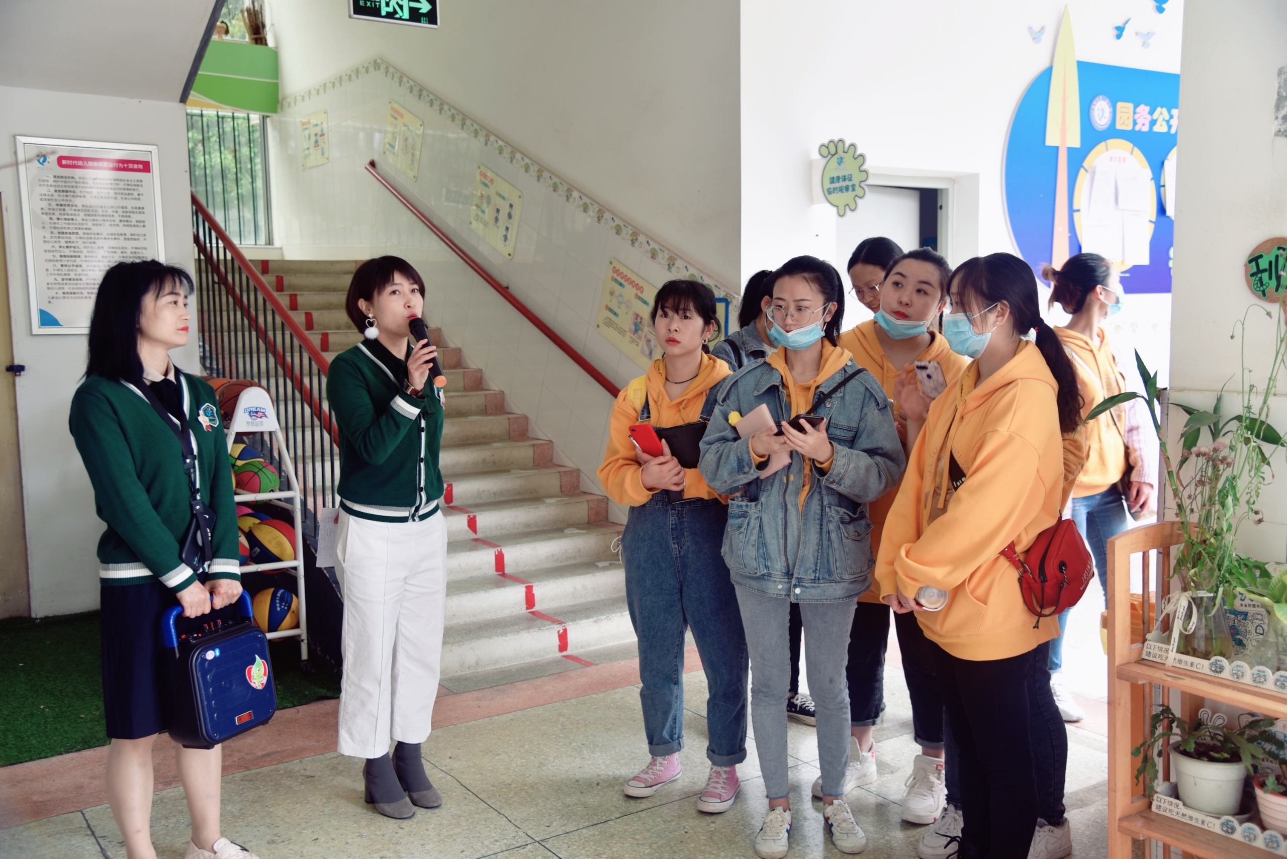 德阳市第一幼儿园迎接成都高新区天启诺亚舟幼儿园参观交流