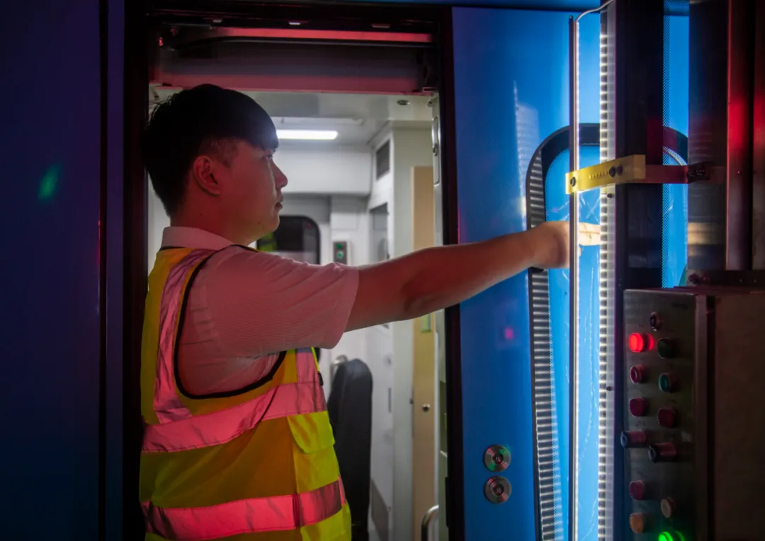 青岛地铁1号线北段、8号线北段试运行