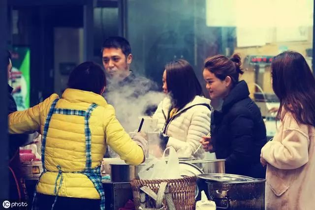 果然，房价再次触动老百姓受伤的心灵