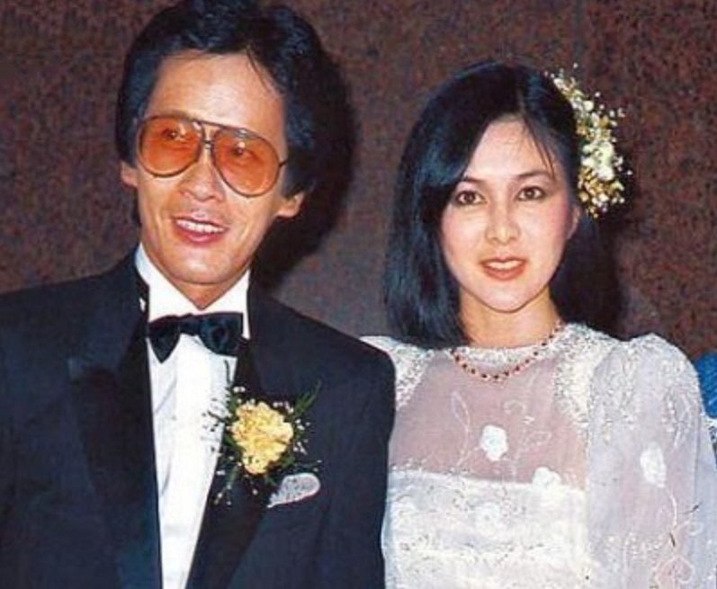 12位不生孩子的香港女星，有人幸福，有人后悔，