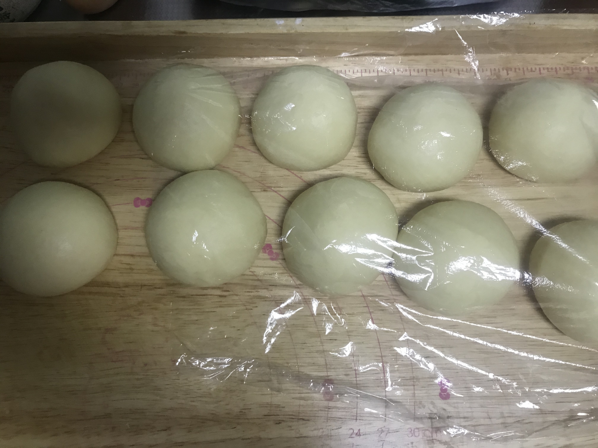 教你不用麵包粉也能做麵包，鬆軟拉絲，放3天也不硬，比買的好吃