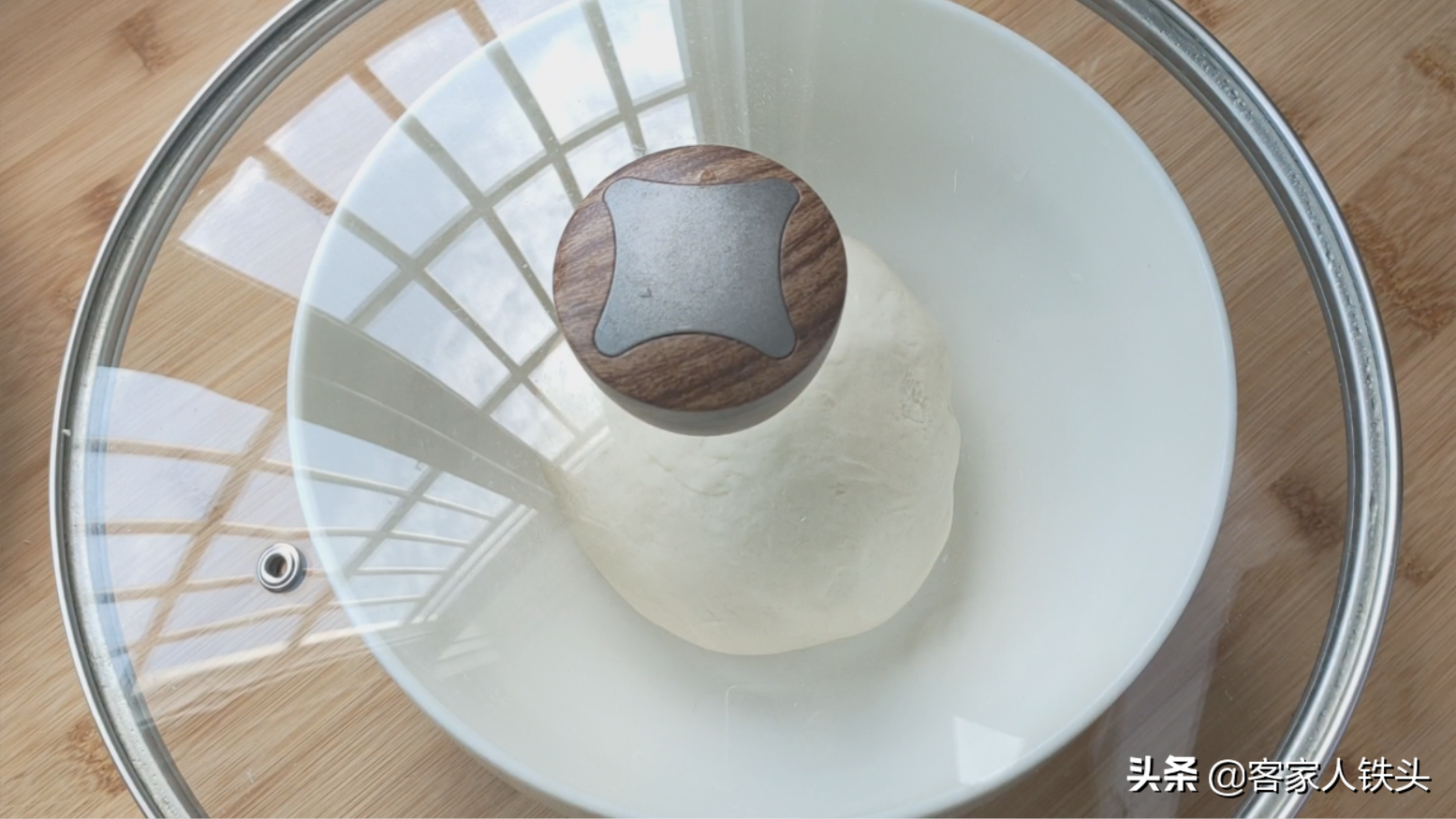 我家孩子隔三差五點吃的早餐做法，鬆軟又酥香，很多人一次吃5個