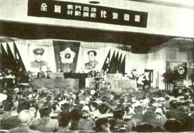 1950年，一解放军干部患病，医生检查后连夜上报，成特等战斗英雄