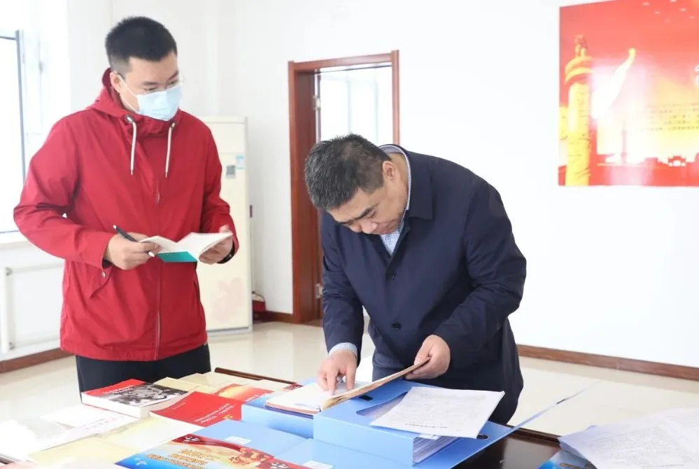 【教育整顿】区委常委、区政法委书记李欣对尖山法院队伍教育整顿进行督导检查