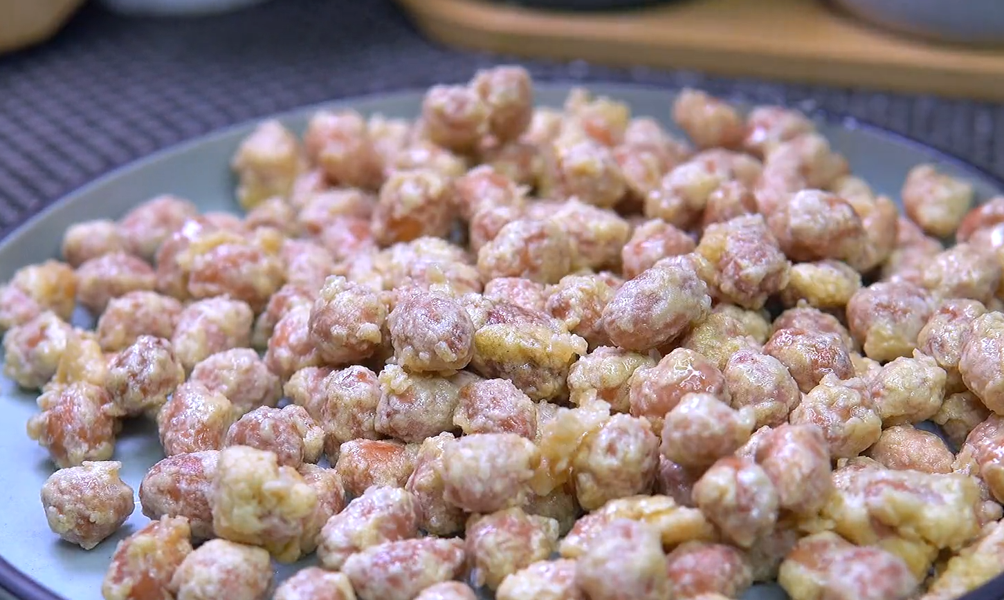 花生米這樣做最好吃，香甜可口，嘎巴酥脆，滿滿小時候的回憶