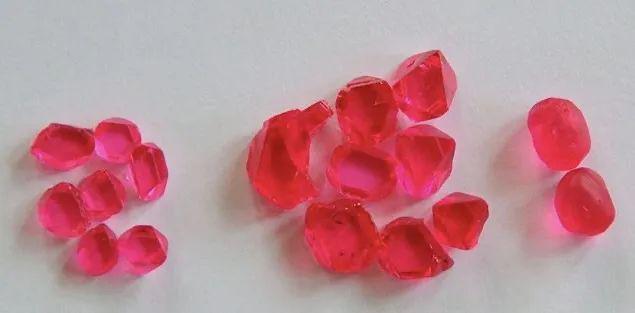 &ldquo;半宝石&rdquo;是什么宝石？只有一半是宝石？