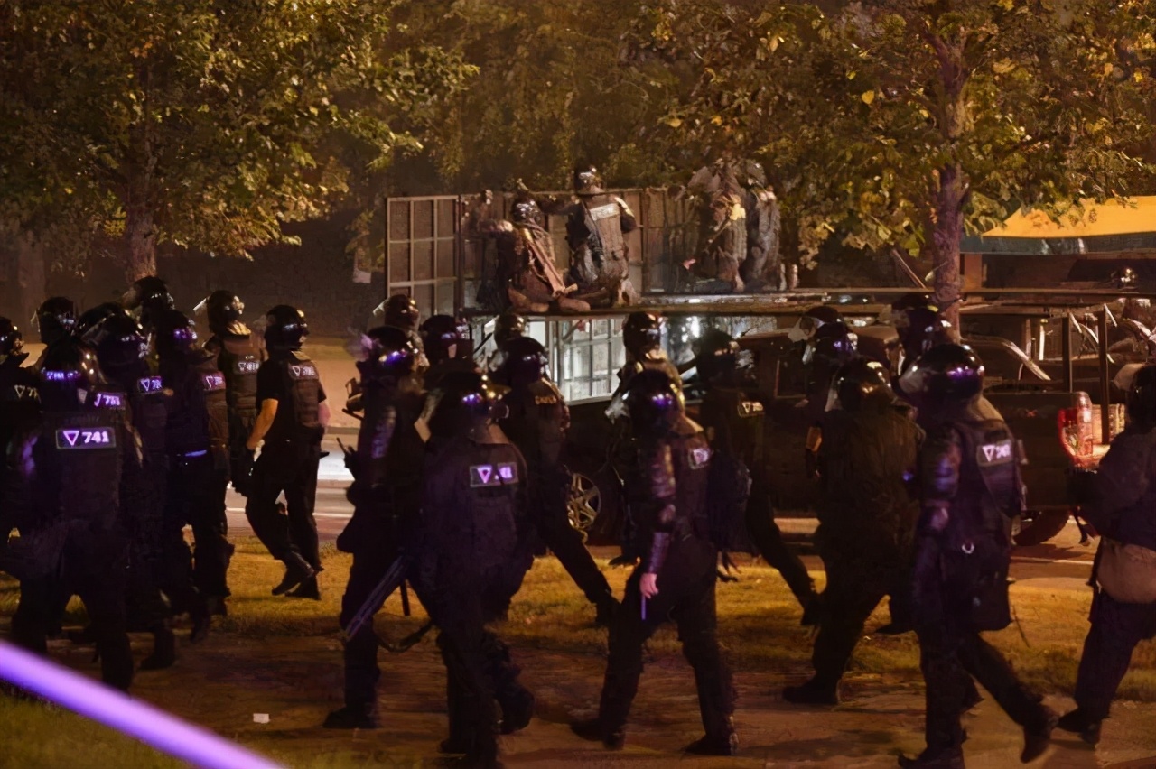 ����ȡ�����ӡ�ľ��ݿ�ʼ���ж�����ͬ�ˣ����ܳ��ս�԰�Χ��