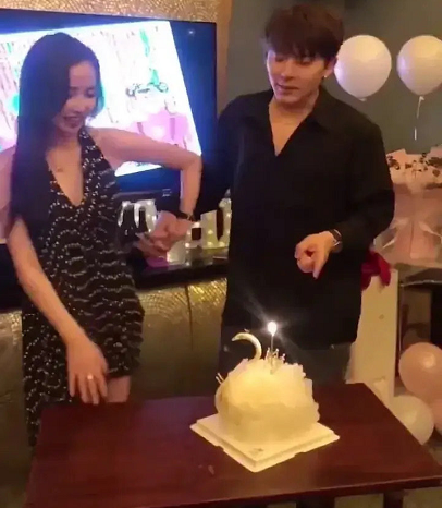 新女友|陈翔疑似为新女友庆生 曾与女子买婴儿用品