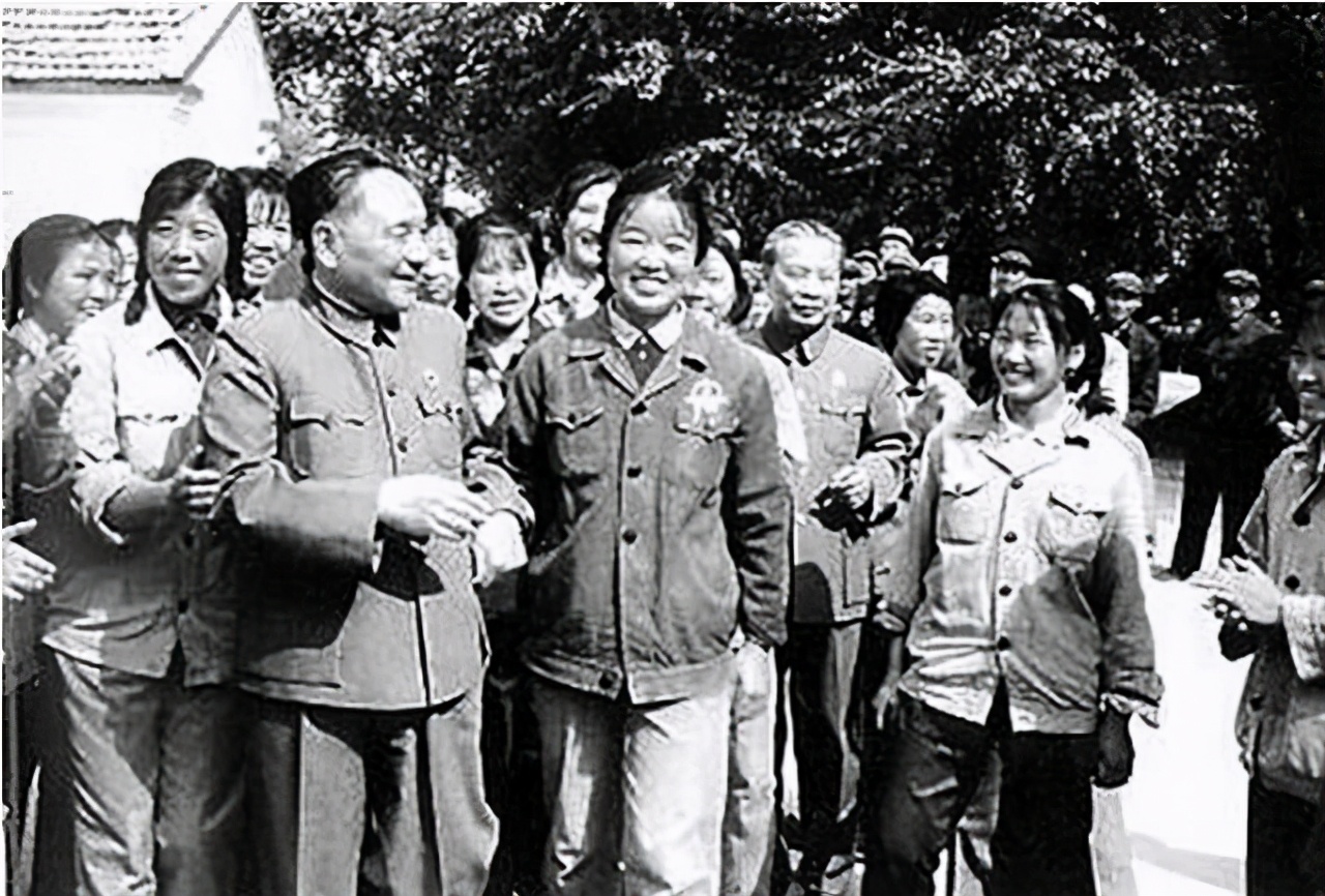 ��Сƽ�ĸ�������ǻ�