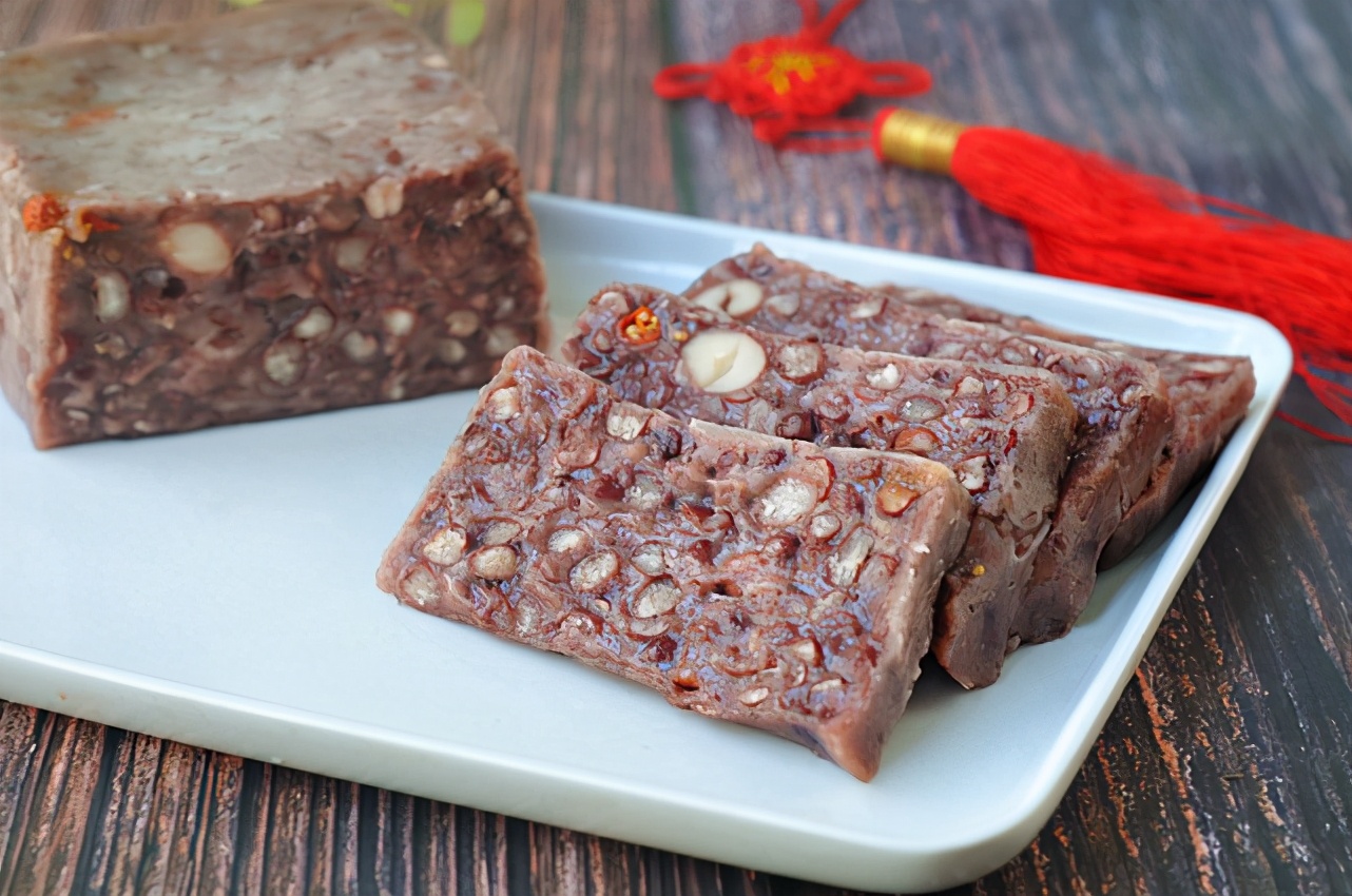 紅豆最過癮的吃法，不做丸子、不捏飯糰，軟嫩咸鮮，比糍粑香