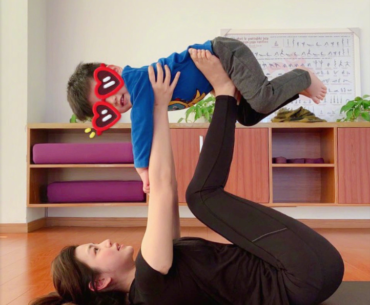 陈晓儿子真名曝光，包含了满满爱意，生长在父母恩爱的家庭太棒了