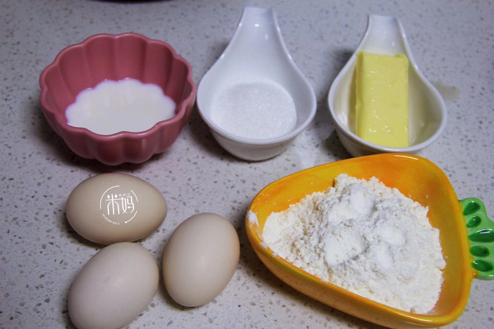 图片[4]-小蛋糕做法步骤图 3个鸡蛋1杯面粉就搞定松软可口又营养-起舞食谱网
