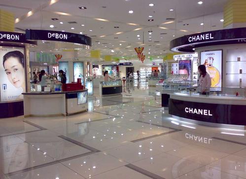 实体店破产之后，中小电商也迎来倒闭潮，最后