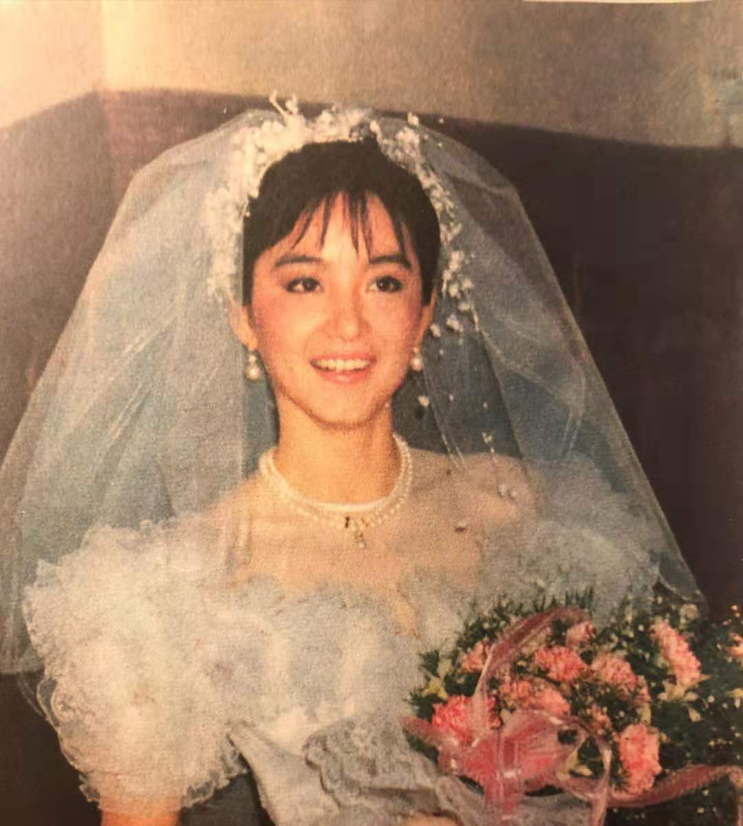 林青霞回归微博 风貌依旧 庆祝女神回归 娱乐 蛋蛋赞