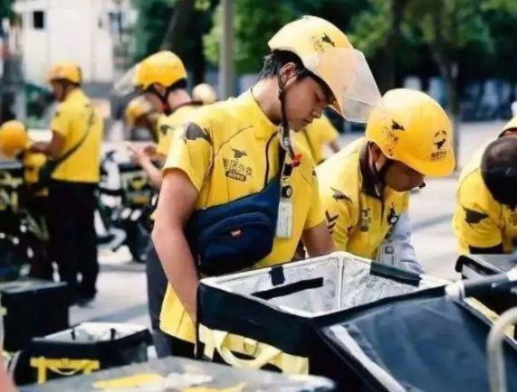 40岁以上人群注意，国家开始发福利，满足条件可拿到5000元