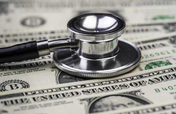 美国正在自己摧毁美元信用，全球抛售美元潮不