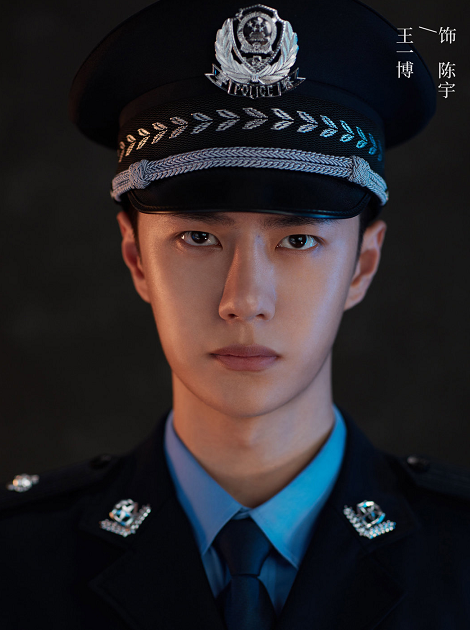 缉毒大剧《冰雨火》，王一博和陈晓负责颜值，