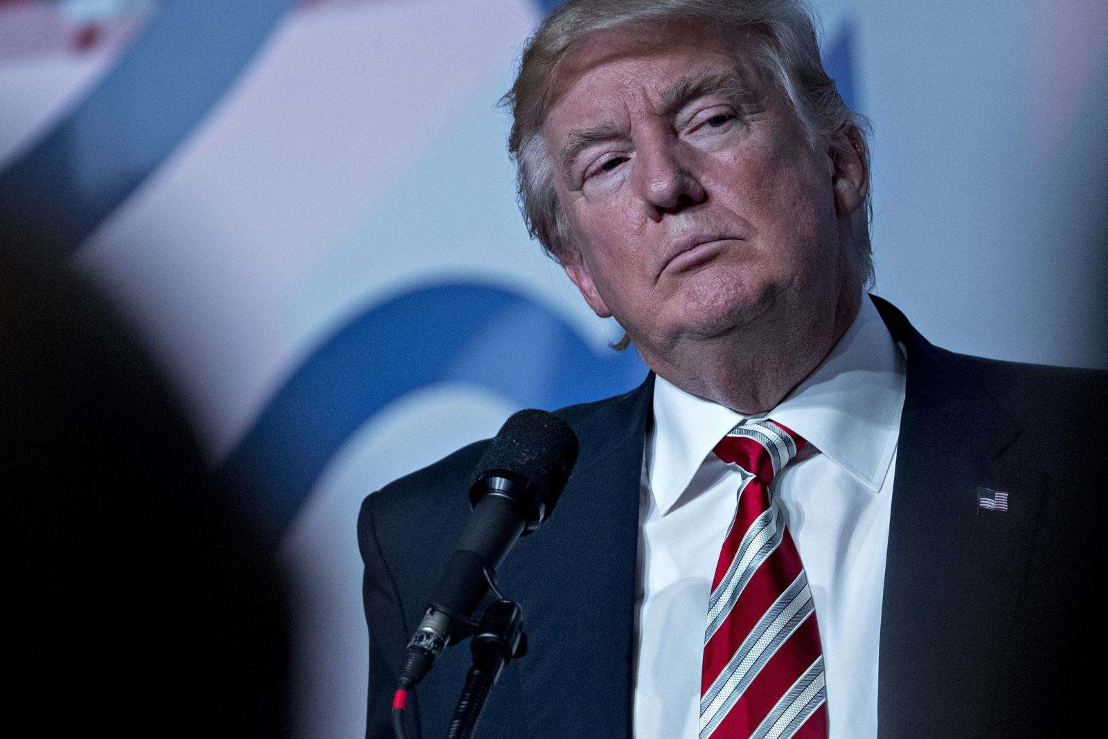 人民币终于突出重围，超过一亿金额的交易，两