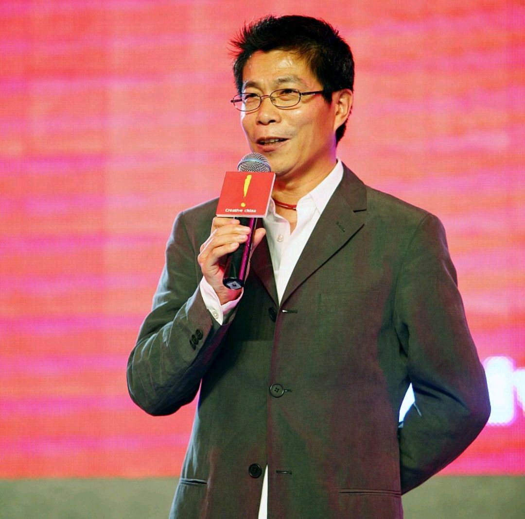 华谊兄弟救命稻草：靠“兄弟们”拿到23亿资金，