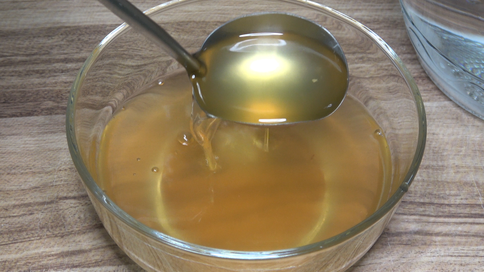 泡酸菜別只加鹽，30年老方法告訴你，又酸又脆，放一年不會壞