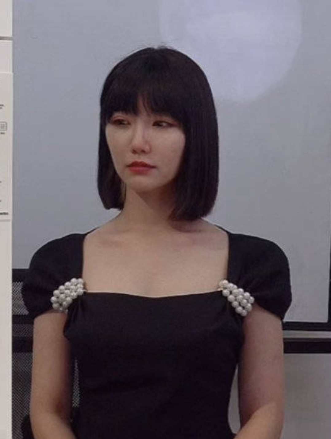 抖音杭州郑女士说对的是什么梗?智能门锁维权、百万粉丝摘口罩、颜值与身材