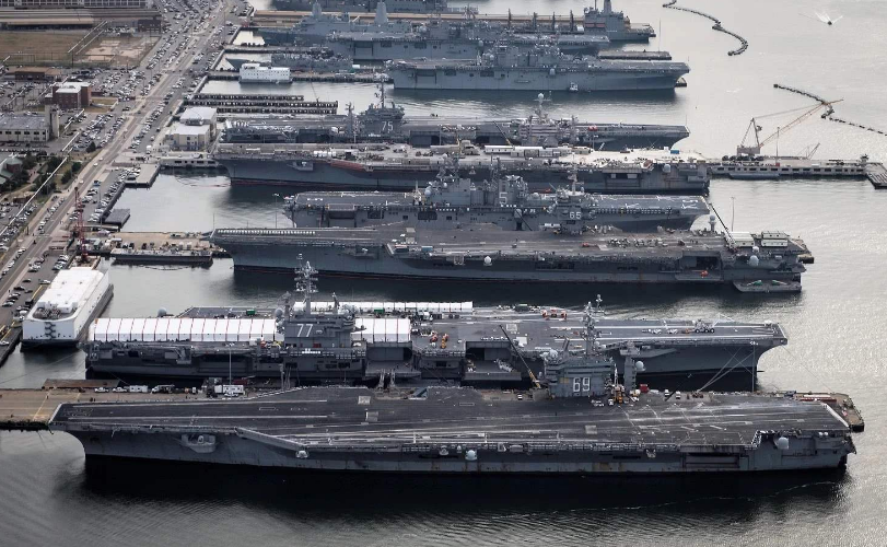 美军真的没落了吗？张召忠发出警告，千万别被