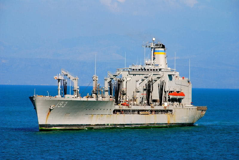 快讯！美国海军两艘军舰再次穿越台湾海峡