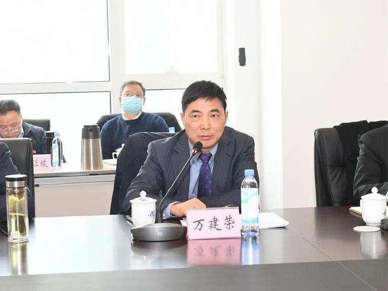 邱天高：脚踏实地 落细落实 确保完成全年经营目标