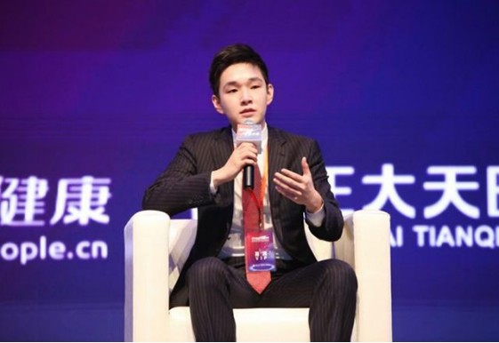 95后新晋首富：身家278亿，姐姐执掌千亿公司，妈妈出身农民