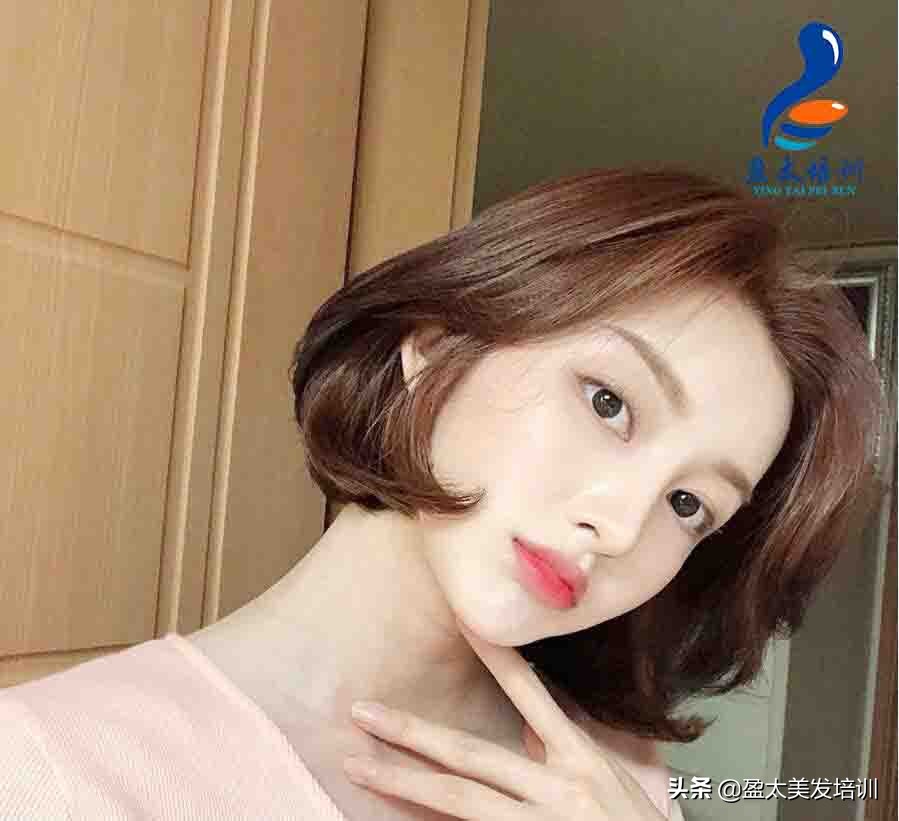 我快奔四了，喜欢美发行业，现在开始学晚不？
