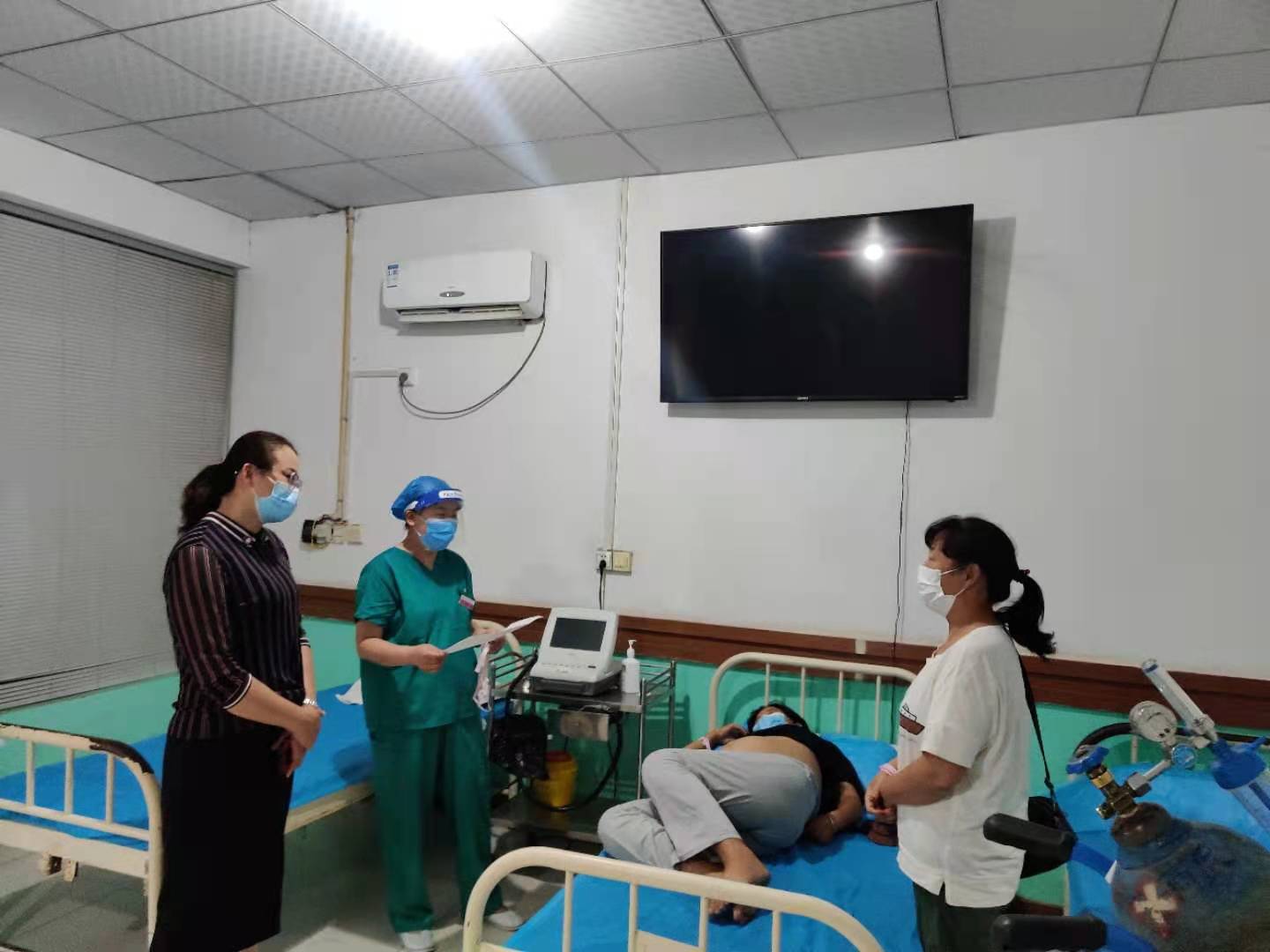 虞城县妇幼保健院院长贾晓丽：疫情无情人有情 临危不乱战疫情