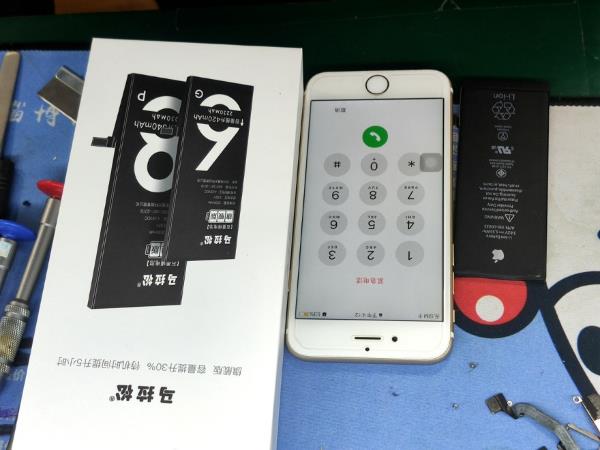 原地满血复活，马拉松iPhone6S旗舰版超大容量电池更换记