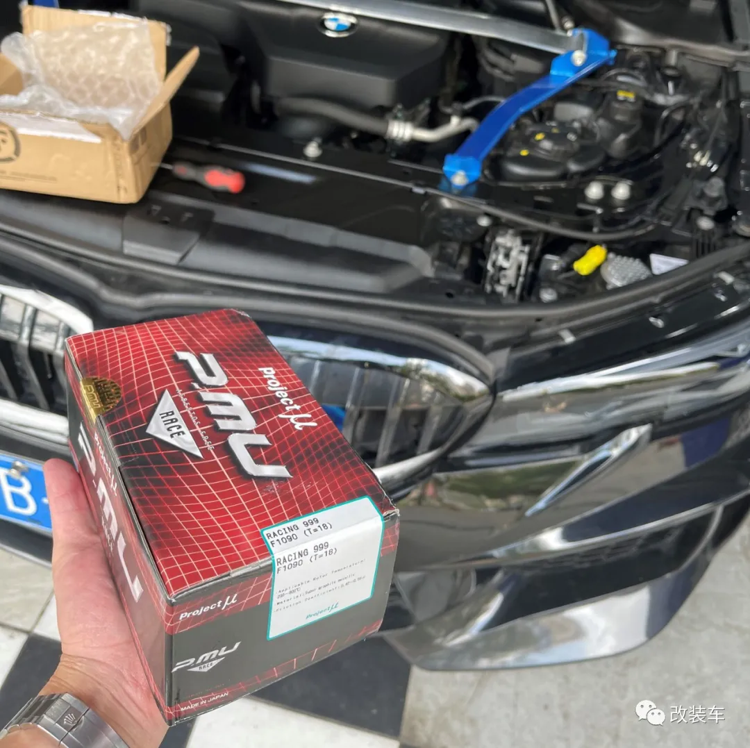 爱上跑赛道的黑武士宝马3系 全力冲刺后才知道怎么改车