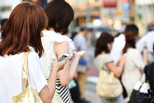 诈骗电话那么多，骗子连普通话都“不过关”，为何还能骗到人？