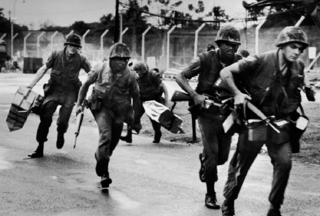 越南战争，美军为何“宁可打20年败仗”，也没有