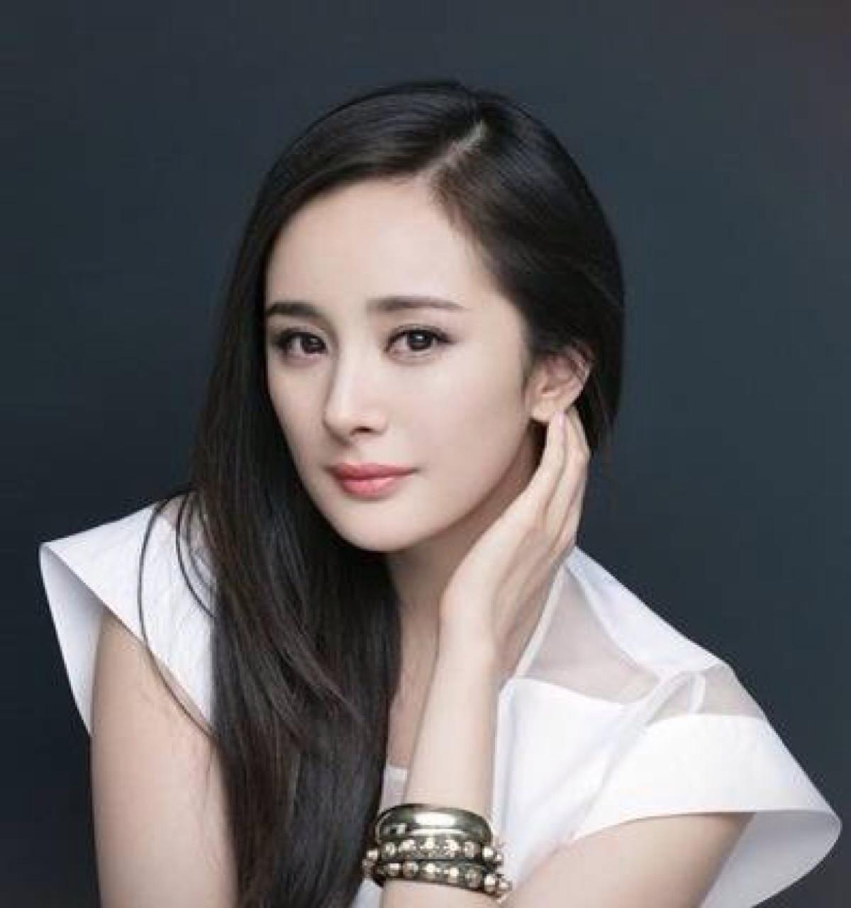 How tall affection business rejects a person, yang Mi tells you: The elder sister is honeymouthed only