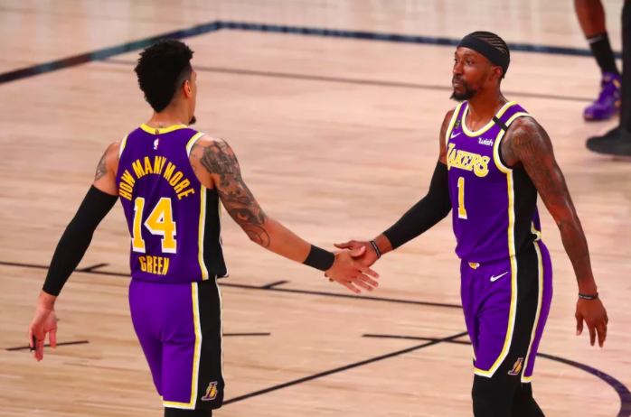 過去兩場出手26次僅命中4顆！兩大鐵匠仍獲得信任，美媒勸他改策略：該激活Waiters或者菜鳥塔克！-黑特籃球-NBA新聞影音圖片分享社區