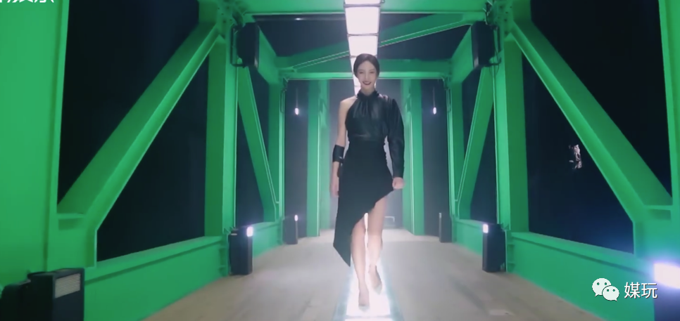 从节目制作角度，分析《乘风破浪的姐姐》的“