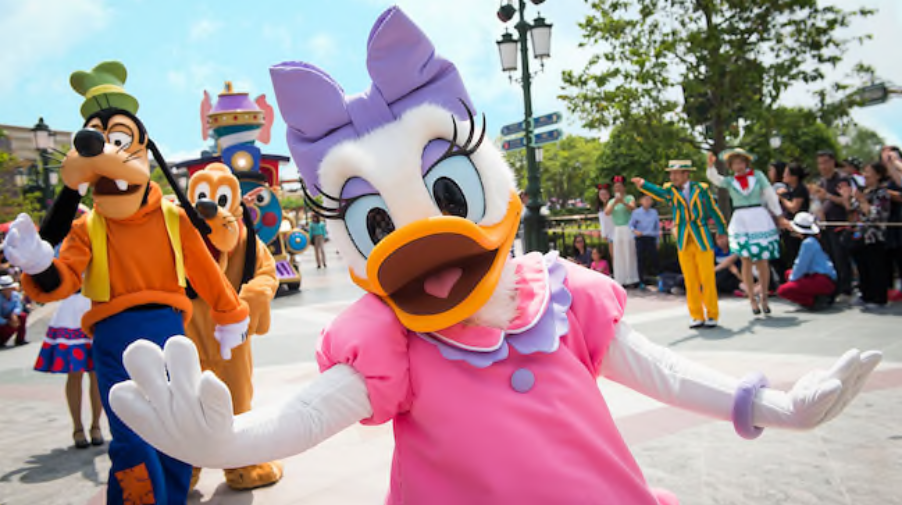 总被一些负面事件影响？是你心理上跟它们靠得太近