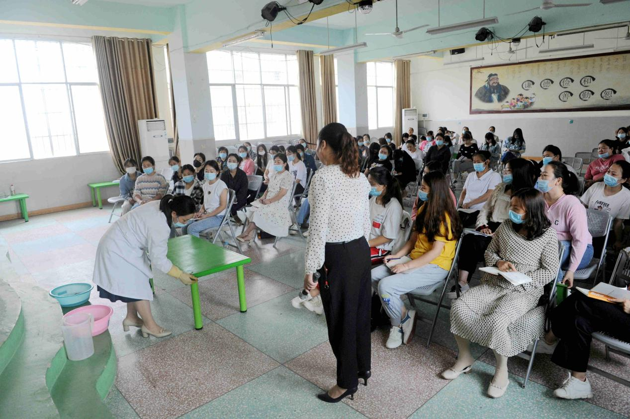 “夯实疫情演练 共筑安全防线”淅川县实验幼儿园疫情防控演练报道