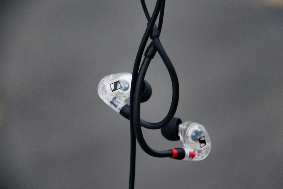 要换耳机了：森海塞尔IE 100 PRO享受有线与蓝牙间的自由切换