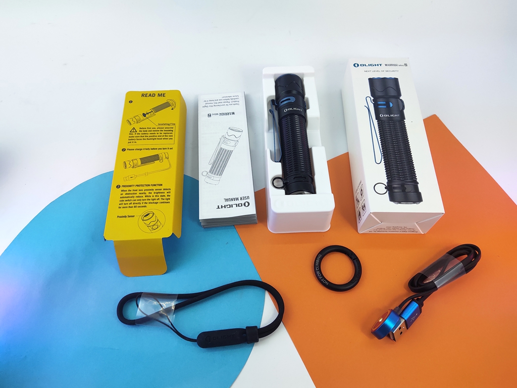 双按键EDC战术手电 方便快捷为你照亮整个世界