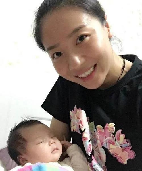 魏秋月的故事：亚洲最美二传，与老公15岁就相识，曾被郎平催婚