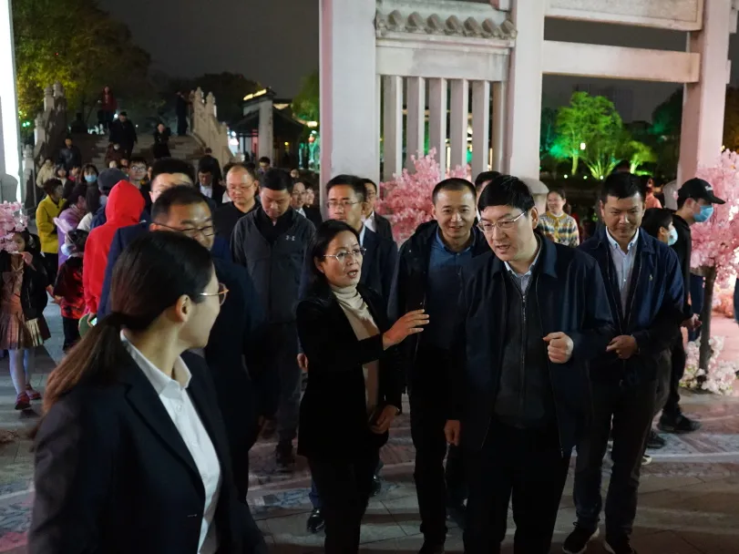 “虞歌畅晚”·2021樱花季暨方塔夜秀启幕 “虞歌畅晚”·2021樱花季暨方塔夜秀启幕