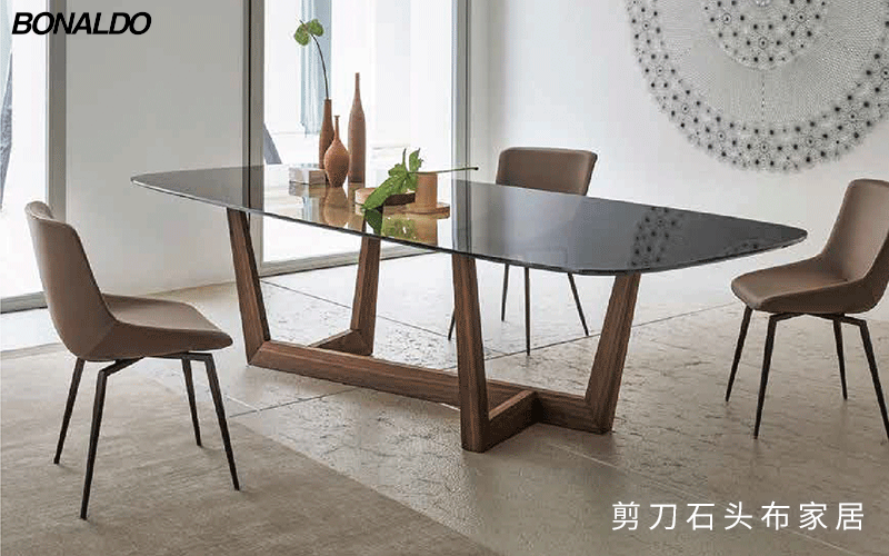 BONALDO餐桌，展現(xiàn)細(xì)膩的意式生活藝術(shù)