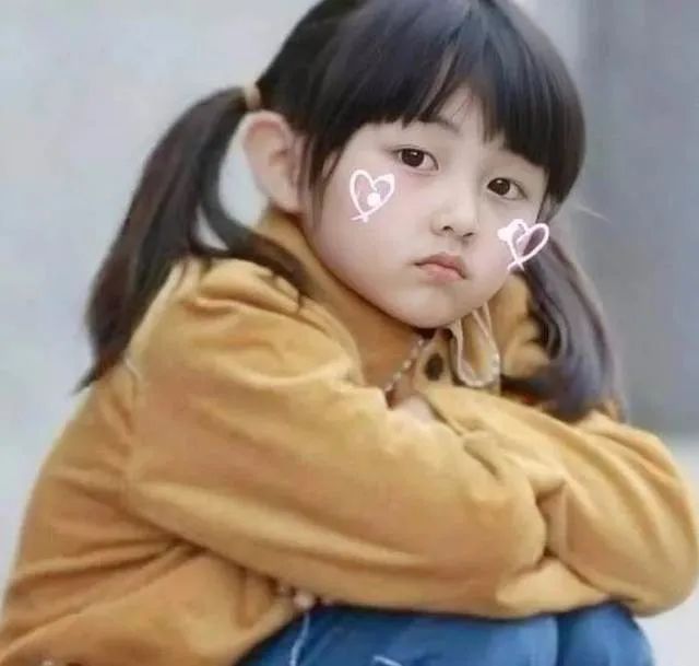 有一种美叫张子枫上大学，留短发神似山口百惠