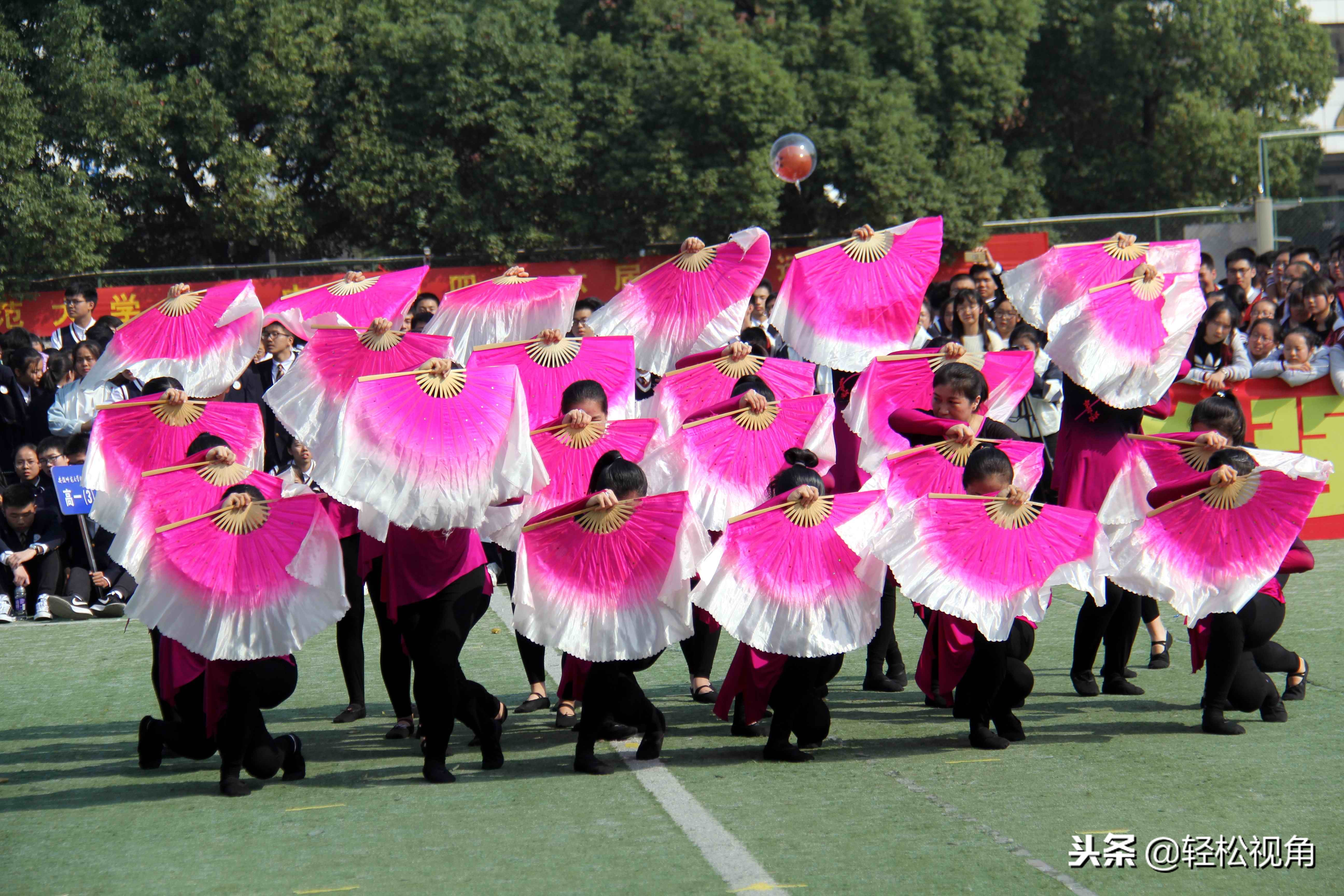 安徽芜湖：学霸高中的老师能文能舞，有位美女的辫子有1米多长！