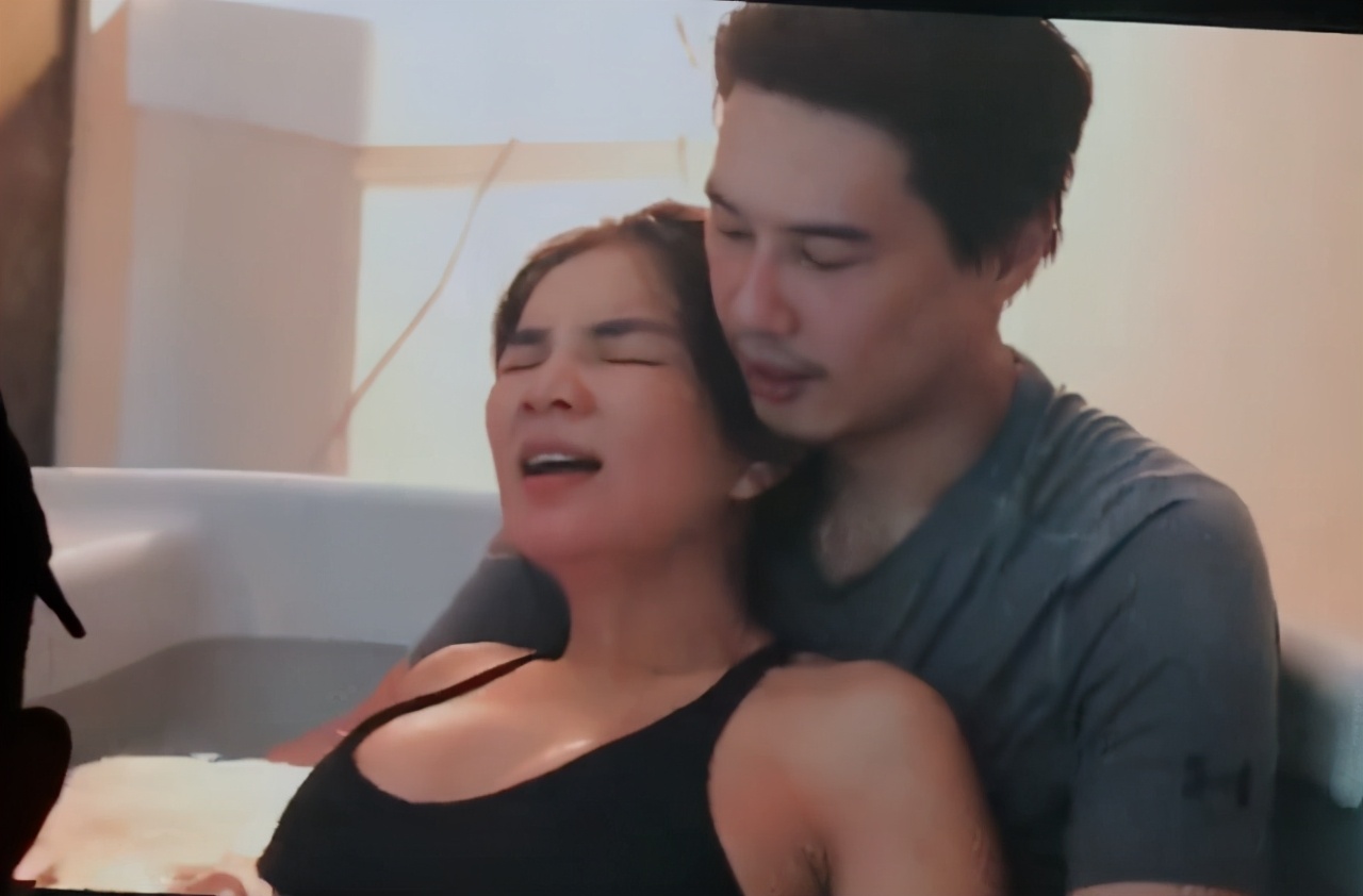 Ella曝光生產過程後，和老公陪兒子參加親子旅遊，直呼很治愈